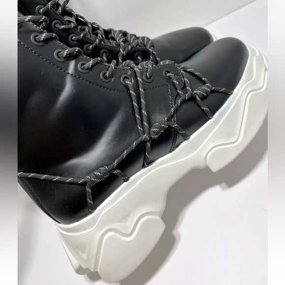 New Angel Chen x H&M boots - Picture 4 of 12